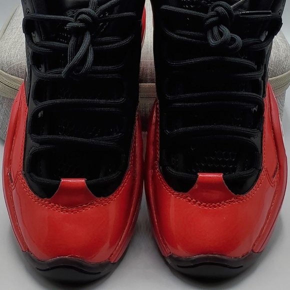 Reebok Question Mid Iverson Boys Size 4 Black/Red G57551 New - Picture 6 of 9